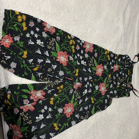 Floral jump suit - Picture 2 of 2